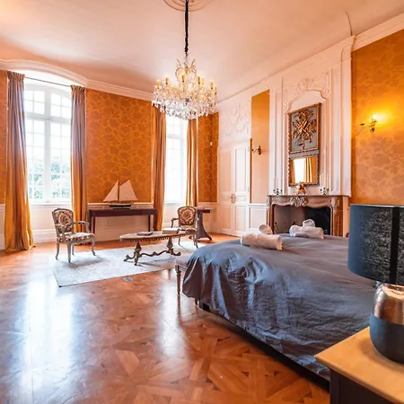 فيلة Chateau Beaudesert - Piscine - Tennis - Parc De 50ha Corbarieu