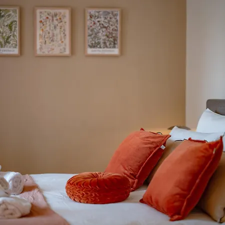 Chateau Beaudesert - Piscine - Tennis - Parc De 50ha * Corbarieu