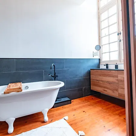 Chateau Beaudesert - Piscine - Tennis - Parc De 50ha * Corbarieu